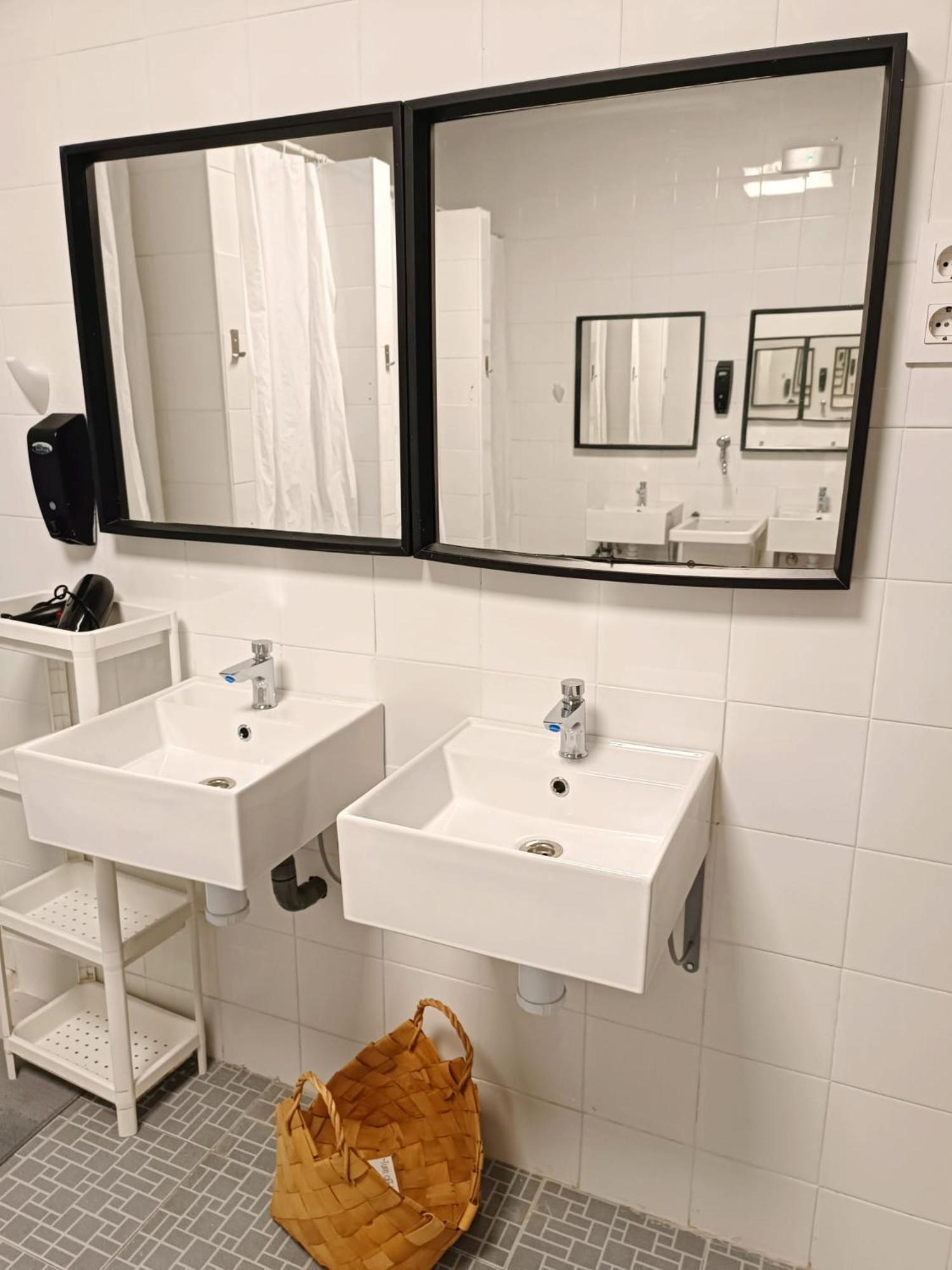 Hostel Nomada Сан-Висенте-де-ла-Баркера Экстерьер фото